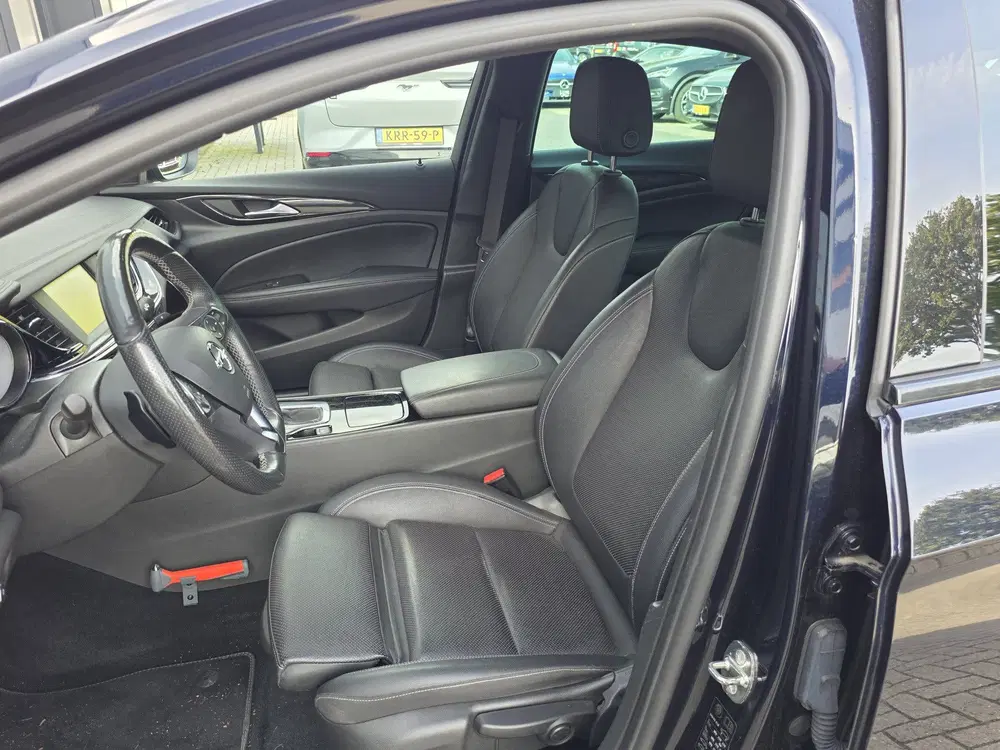 Opel Insignia Sport 1.5 Turbo Business Executive uit 2020, foto 13