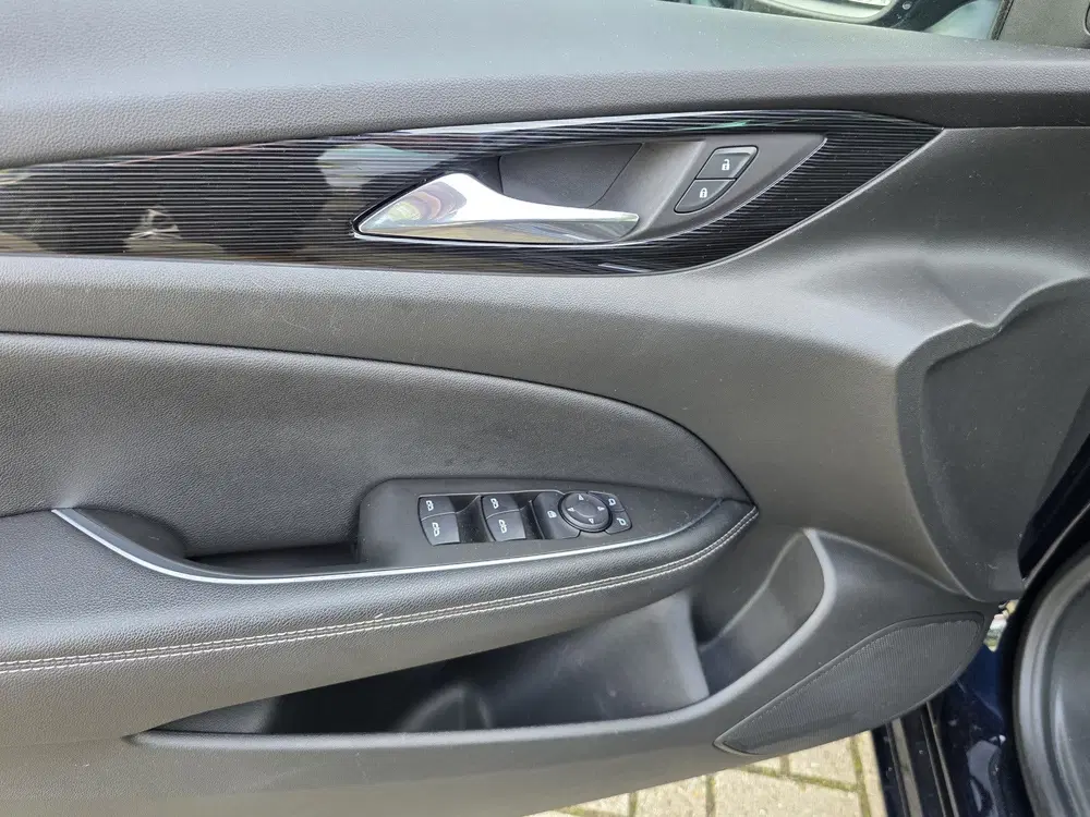Opel Insignia Sport 1.5 Turbo Business Executive uit 2020, foto 14