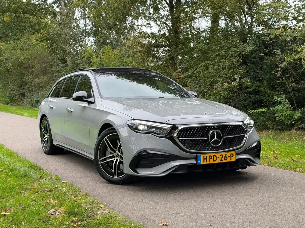 Mercedes-Benz E-Klasse 300 de 4MATIC AMG Line uit 2024, foto 7