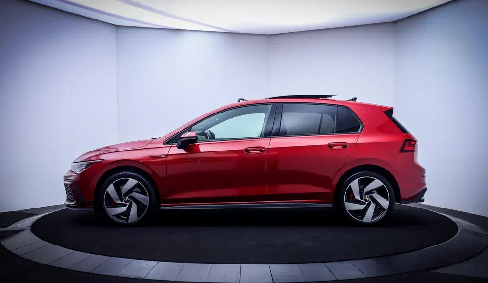 Volkswagen Golf 2.0 GTI DSG PANO uit 2024, foto 12