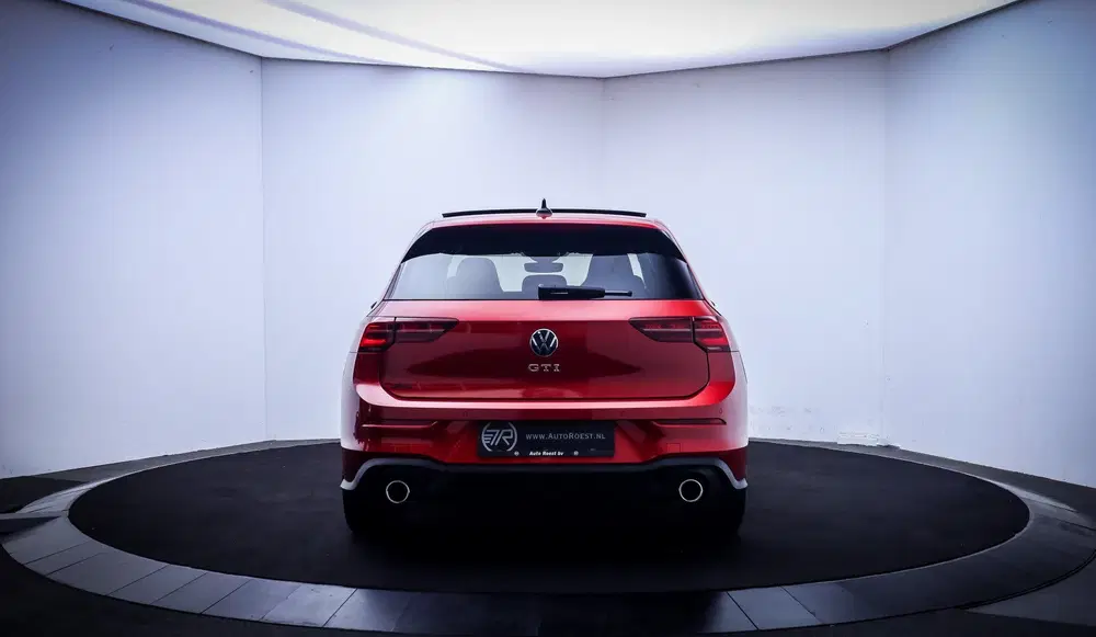 Volkswagen Golf 2.0 GTI DSG PANO uit 2024, foto 6