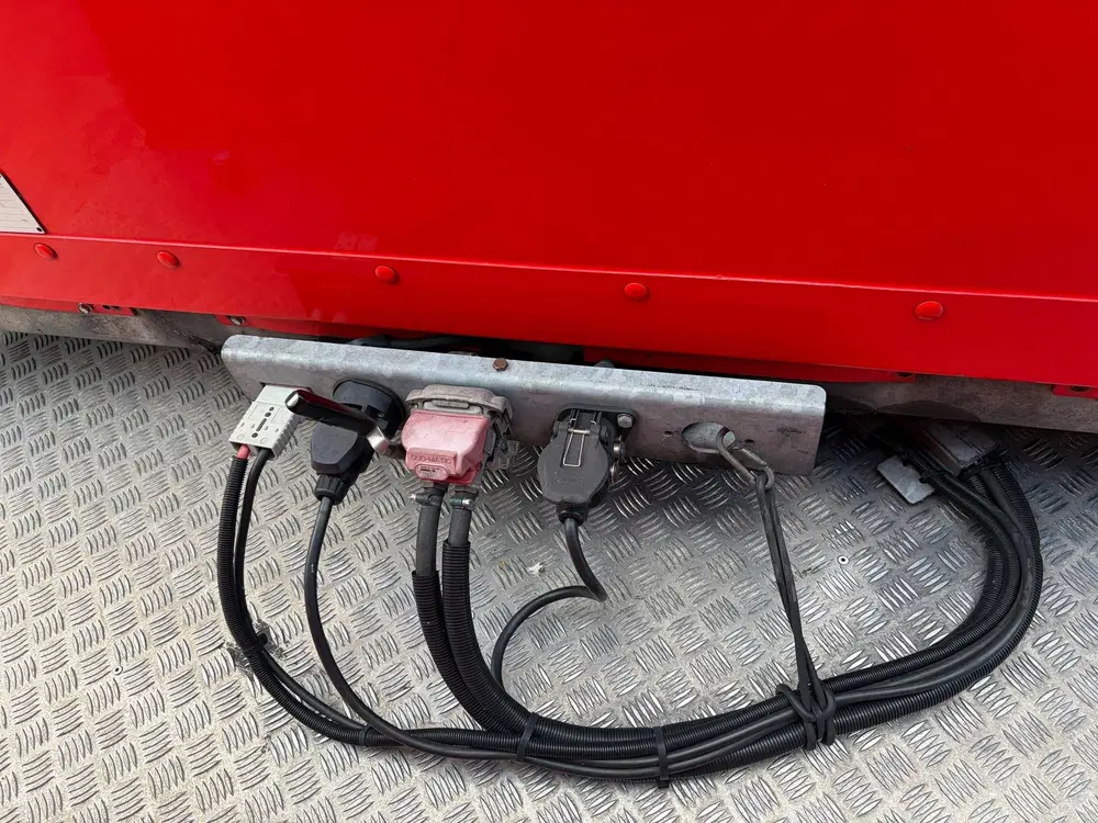 Iveco 40C18 3.0 180 pk Aut BE trekker +Veldhuizen P38 uit 2019, foto 10