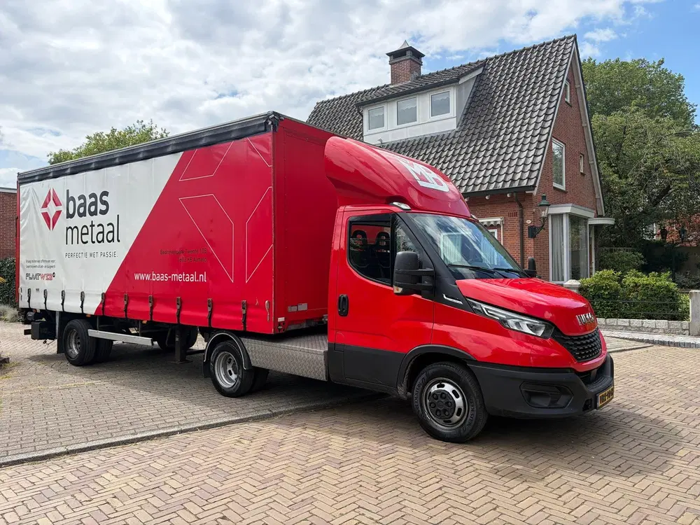 Iveco 40C18 3.0 180 pk Aut BE trekker +Veldhuizen P38 uit 2019, foto 2