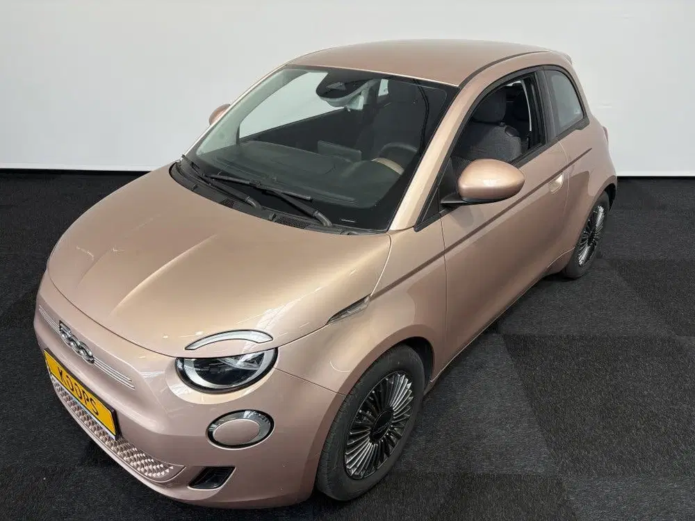 Fiat 500e 42 KWH SOH 97% uit 2022, foto 6