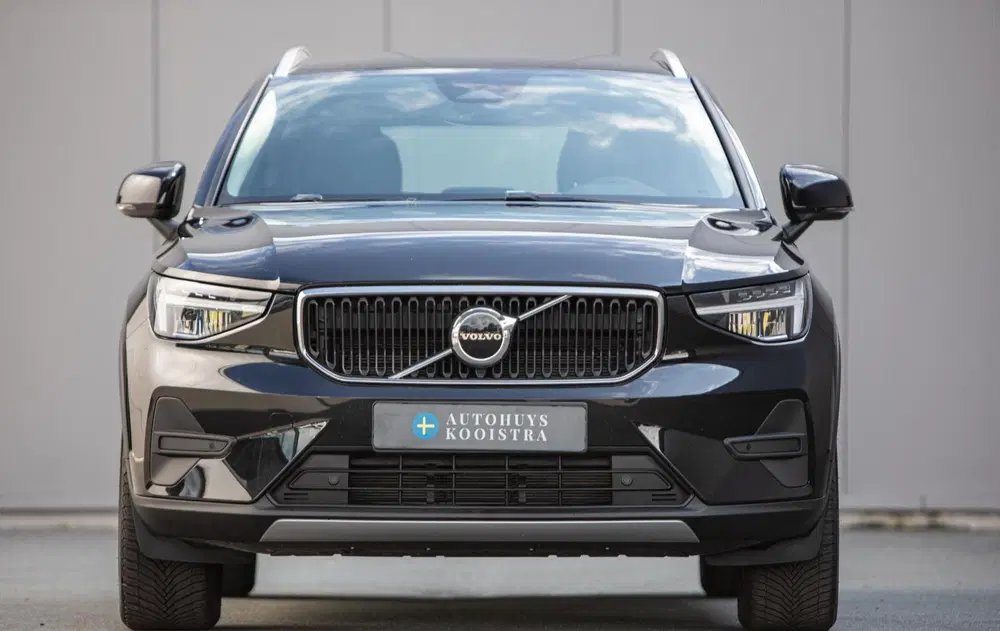 Volvo XC40 2.0 B3 Core MY2026 uit 2025, foto 4