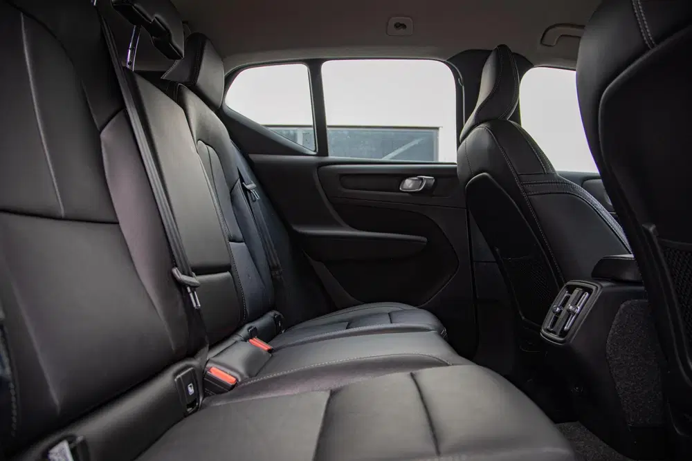 Volvo XC40 2.0 B3 Core MY2026 uit 2025, foto 7