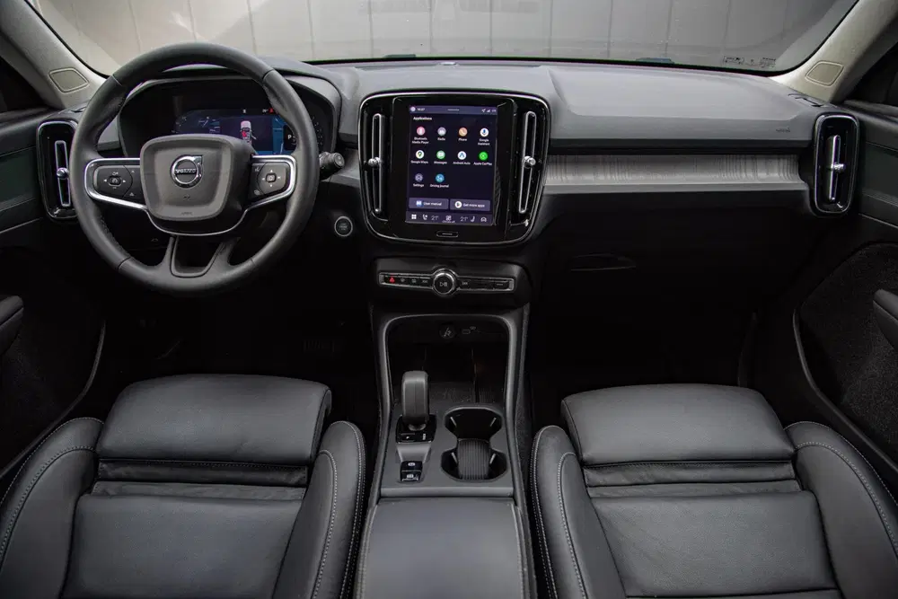Volvo XC40 2.0 B3 Core MY2026 uit 2025, foto 8