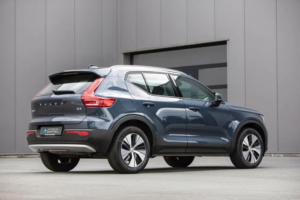 Volvo XC40 2.0 B3 Core MY2026 uit 2025, foto 3