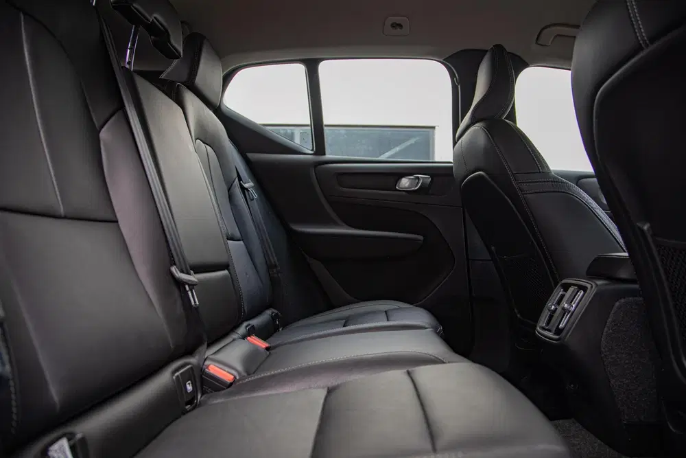 Volvo XC40 2.0 B3 Core MY2026 uit 2025, foto 7
