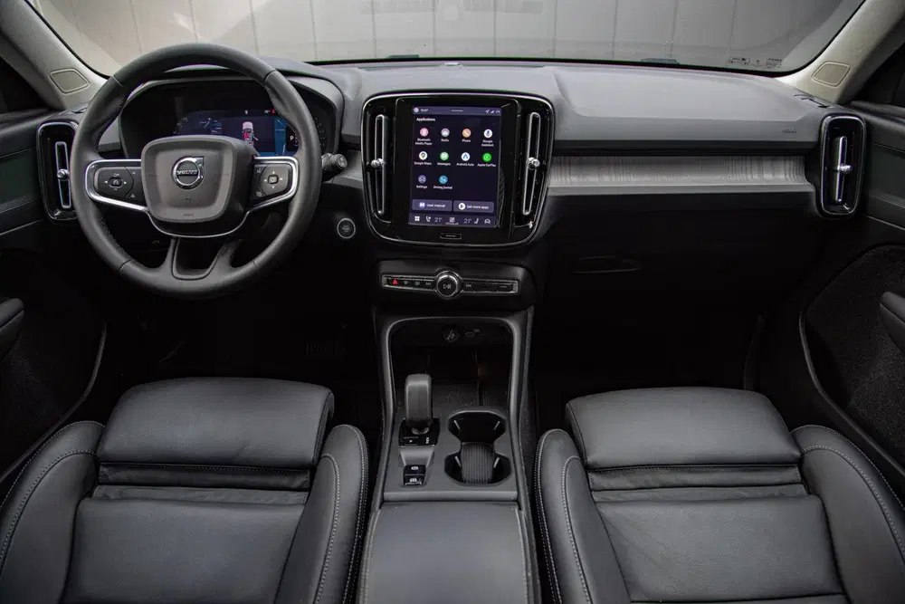 Volvo XC40 2.0 B3 Core MY2026 uit 2025, foto 8