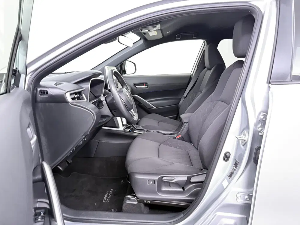 Toyota Corolla Cross Hybrid 140 Style uit 2023, foto 4
