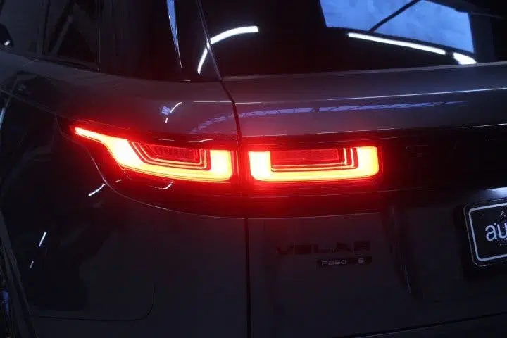 Land Rover Range Rover Velar 2.0 P250 Turbo AWD HSE uit 2019, foto 14