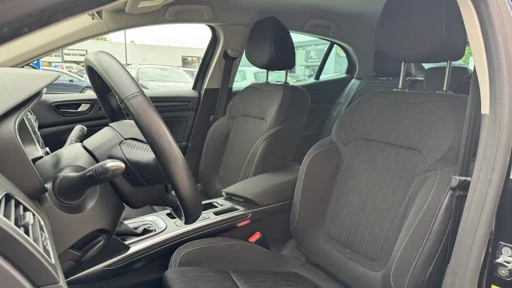 Renault Megane Mégane 1.3 TCe Limited uit 2019, foto 10