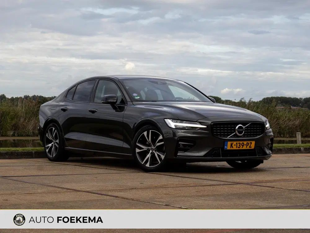 Volvo S60 2.0 B3 R-Design ACC Pilot Assist BLIS uit 2021