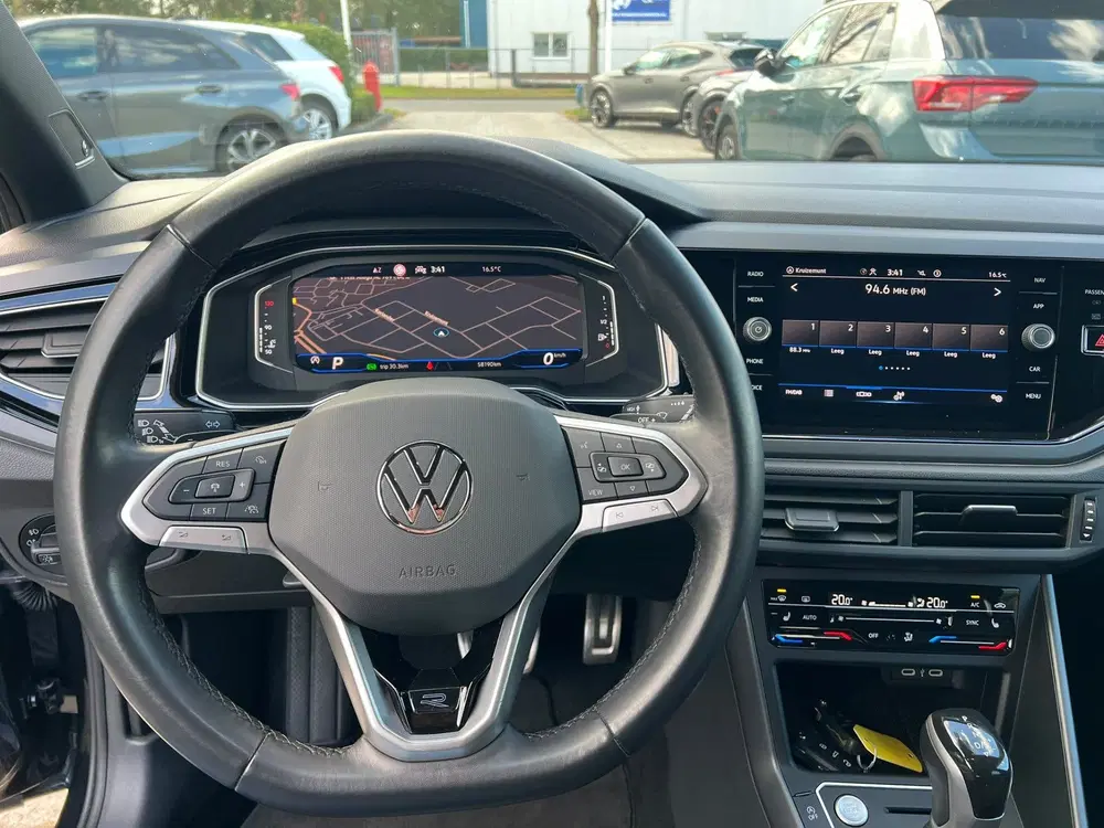 Volkswagen Taigo 1.5 TSI R-Line virtual cockpit uit 2023, foto 10