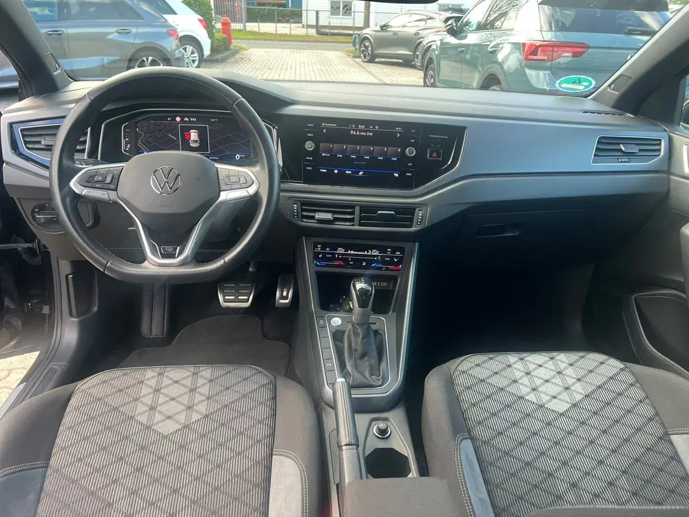 Volkswagen Taigo 1.5 TSI R-Line virtual cockpit uit 2023, foto 15
