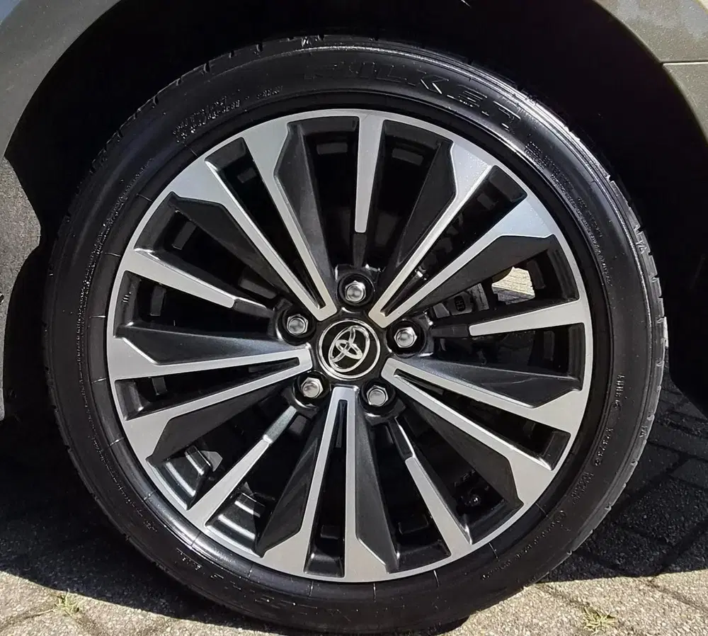 Toyota Corolla 2.0 Hybrid Business Plus uit 2024, foto 9