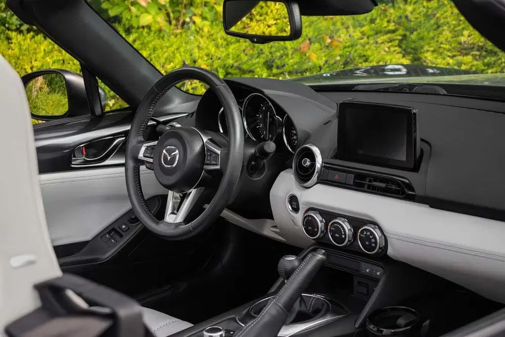 Mazda MX-5 ND 2.0l SkyActiv-G 184 GT-M Machine Gray M uit 2021, foto 13