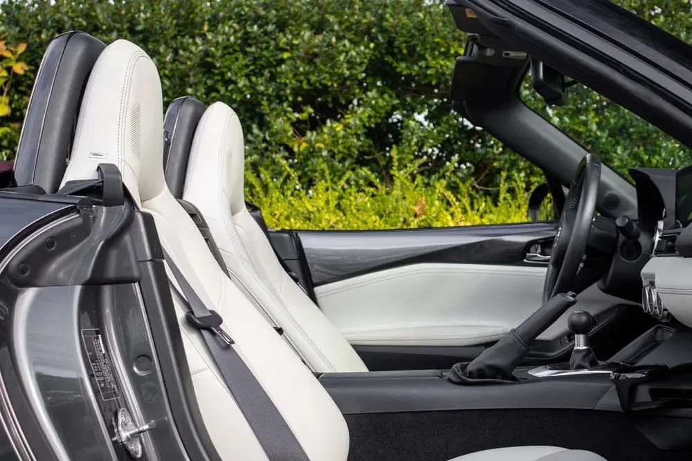 Mazda MX-5 ND 2.0l SkyActiv-G 184 GT-M Machine Gray M uit 2021, foto 14