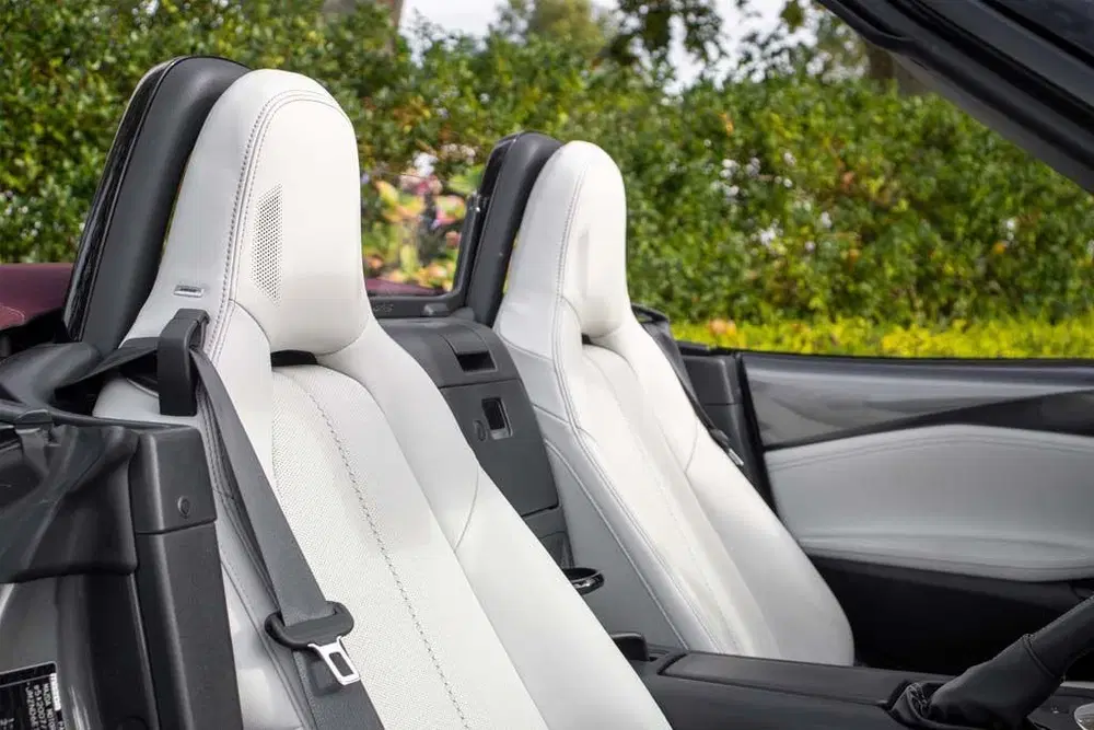 Mazda MX-5 ND 2.0l SkyActiv-G 184 GT-M Machine Gray M uit 2021, foto 6