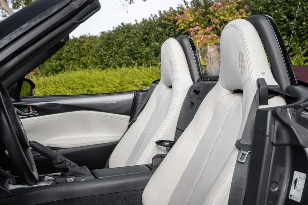 Mazda MX-5 ND 2.0l SkyActiv-G 184 GT-M Machine Gray M uit 2021, foto 7