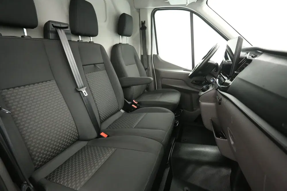 Ford Transit 68 kWh L2H2 uit 2024, foto 12