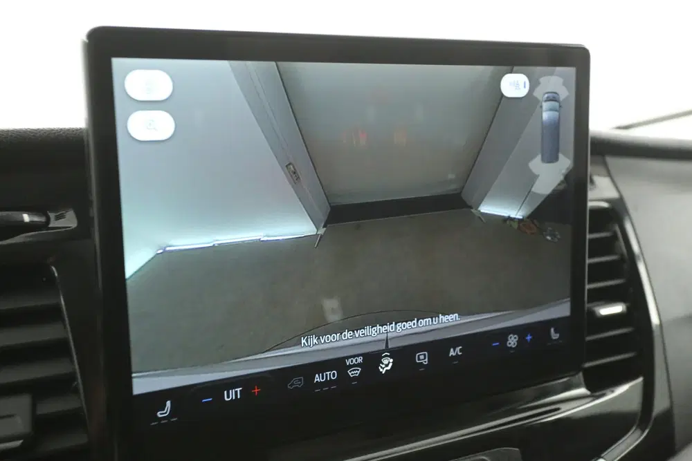 Ford Transit 68 kWh L2H2 uit 2024, foto 14