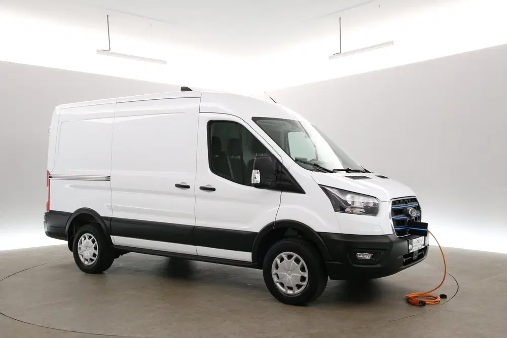 Ford Transit 68 kWh L2H2 uit 2024, foto 6