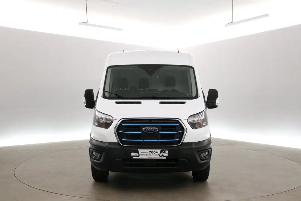 Ford Transit 68 kWh L2H2 uit 2024, foto 9