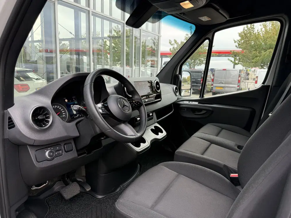 Mercedes-Benz Sprinter 317 1.9 CDI L3H2 RWD uit 2024, foto 11