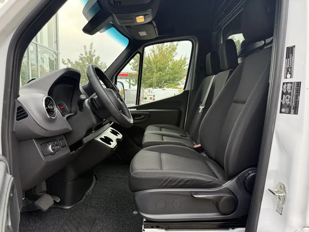 Mercedes-Benz Sprinter 317 1.9 CDI L3H2 RWD uit 2024, foto 9