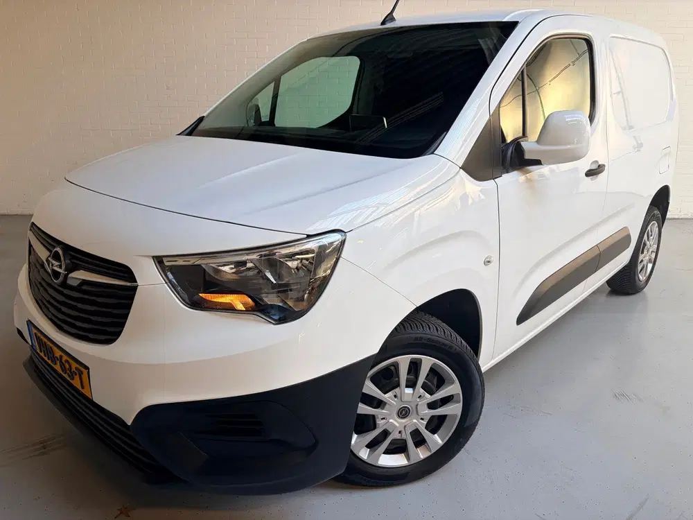 Opel Combo 1.5D 102pk euro6 L1H1 Edition uit 2020, foto 4