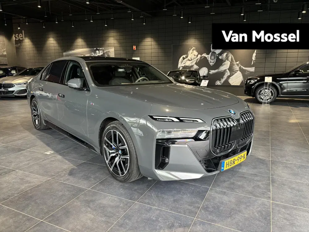 BMW i7 eDrive50 106 kWh uit 2025