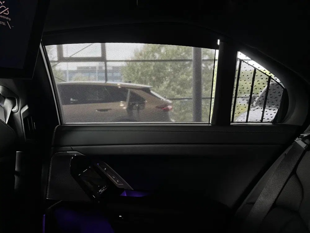 BMW i7 eDrive50 106 kWh uit 2025, foto 15