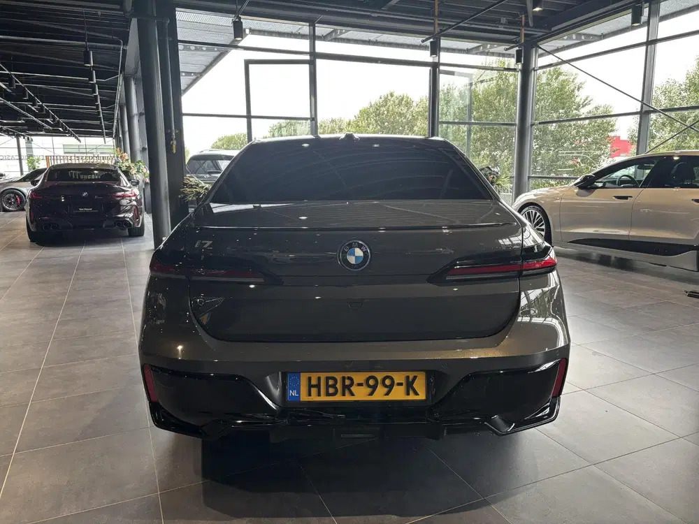 BMW i7 eDrive50 106 kWh uit 2025, foto 5