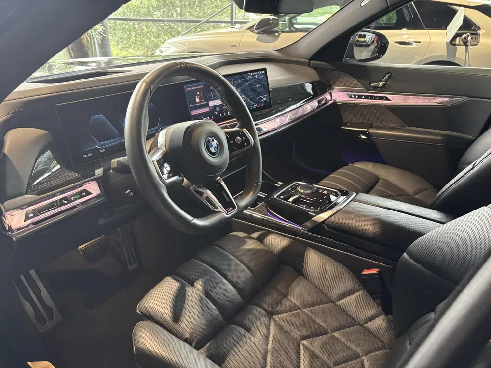 BMW i7 eDrive50 106 kWh uit 2025, foto 7