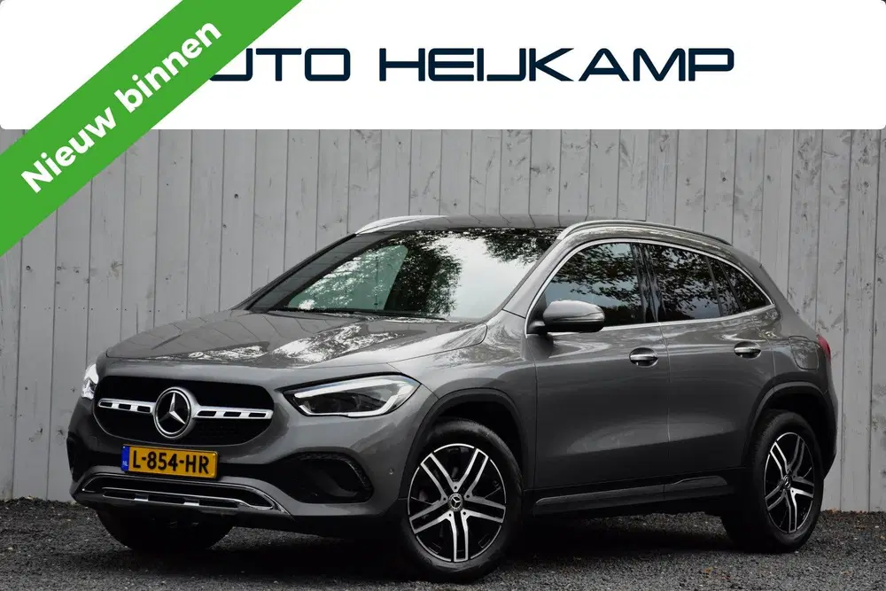 Mercedes-Benz GLA 180 Business Solution Luxury uit 2021