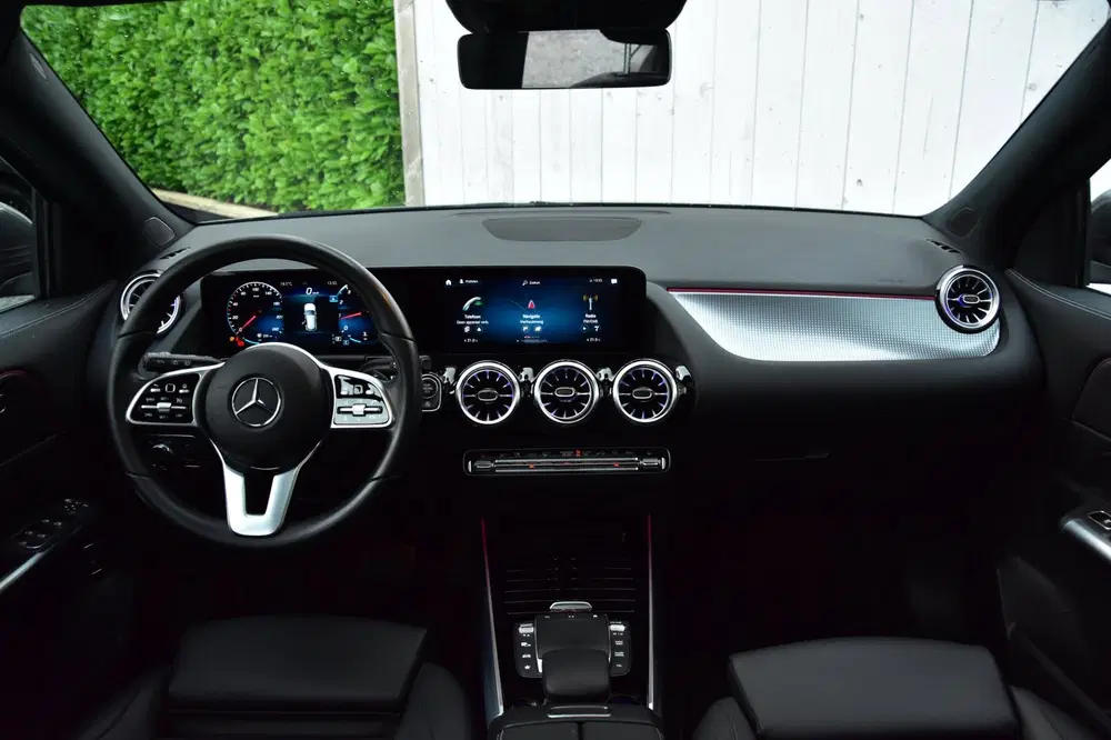 Mercedes-Benz GLA 180 Business Solution Luxury uit 2021, foto 4
