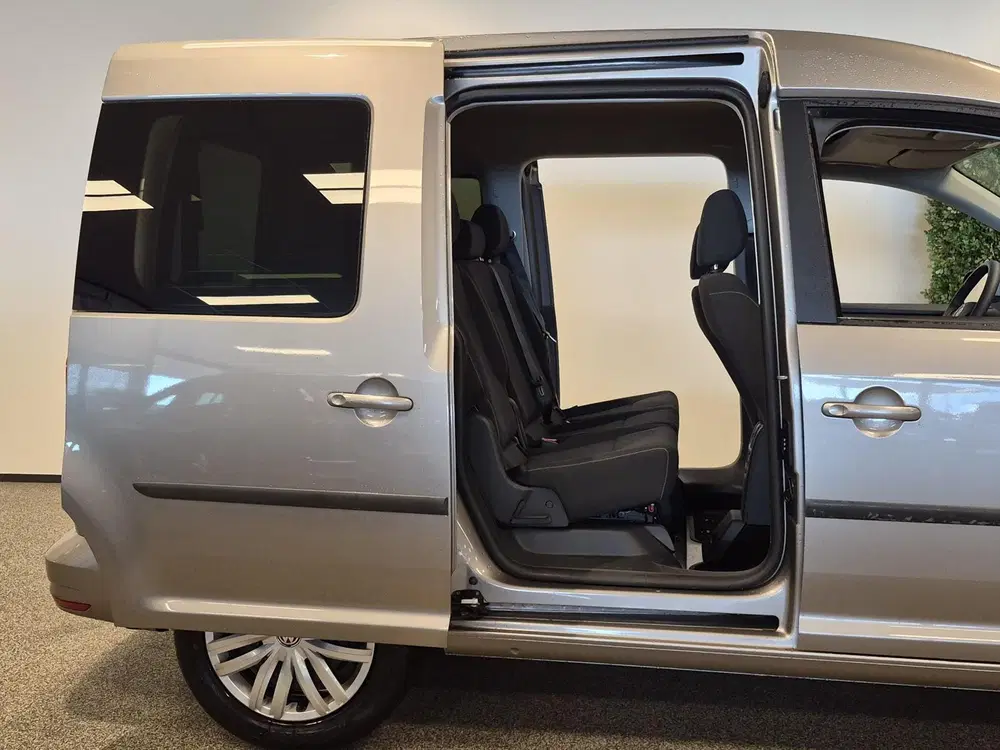 Volkswagen Caddy Rolstoelauto Automaat 3+1 of 5+0 uit 2019, foto 11