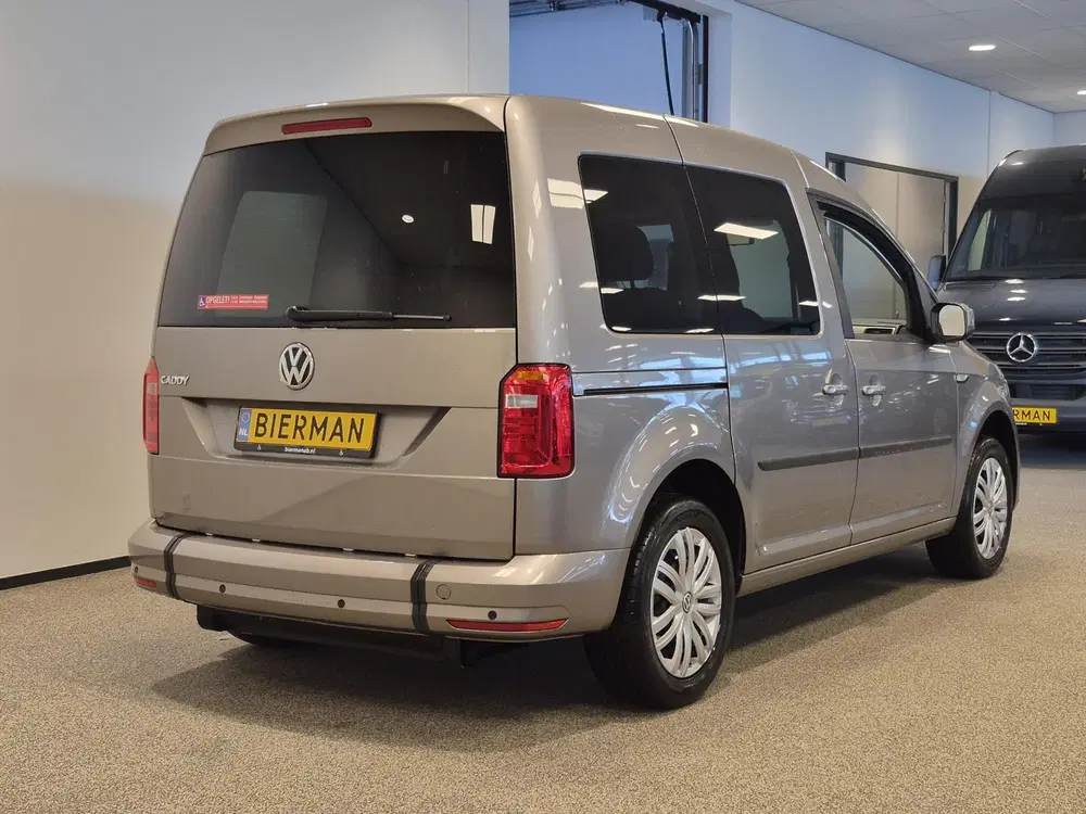 Volkswagen Caddy Rolstoelauto Automaat 3+1 of 5+0 uit 2019, foto 14