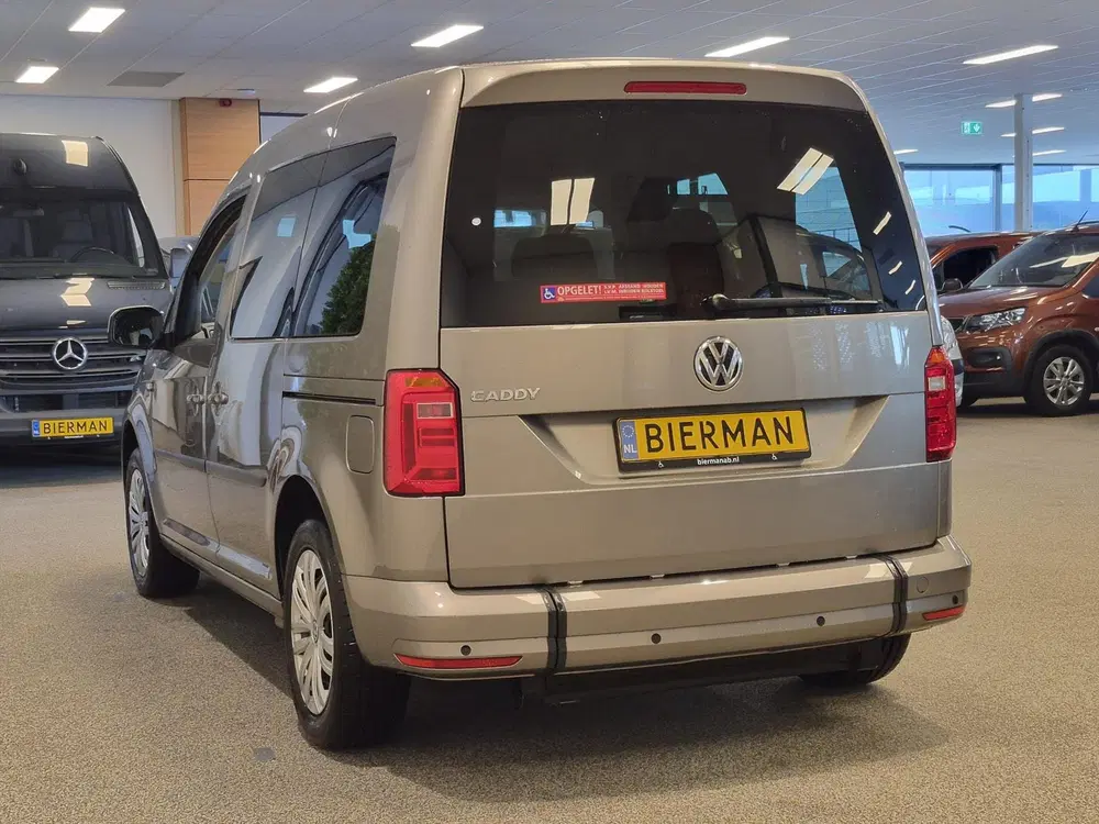 Volkswagen Caddy Rolstoelauto Automaat 3+1 of 5+0 uit 2019, foto 15