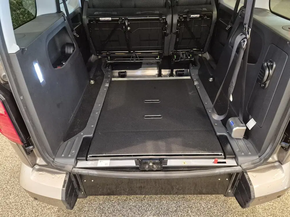 Volkswagen Caddy Rolstoelauto Automaat 3+1 of 5+0 uit 2019, foto 7