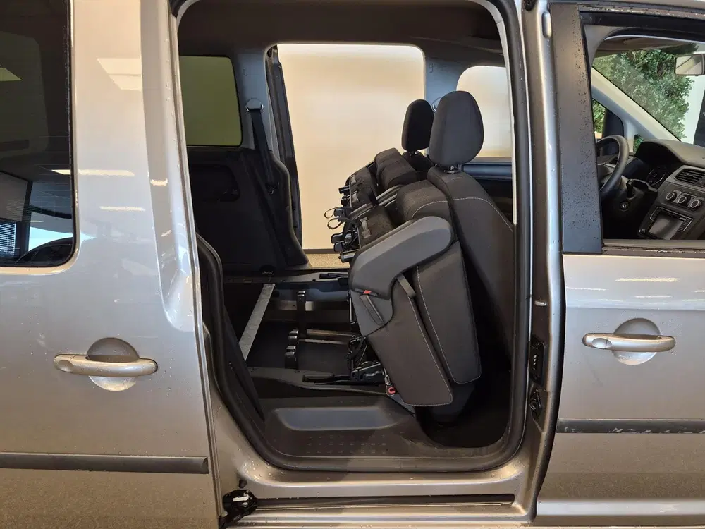 Volkswagen Caddy Rolstoelauto Automaat 3+1 of 5+0 uit 2019, foto 8