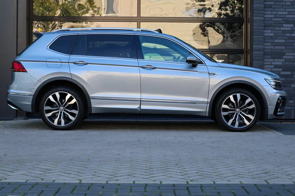 Volkswagen Tiguan Allspace 1.5 TSI Highline Business R 7p. uit 2020, foto 15