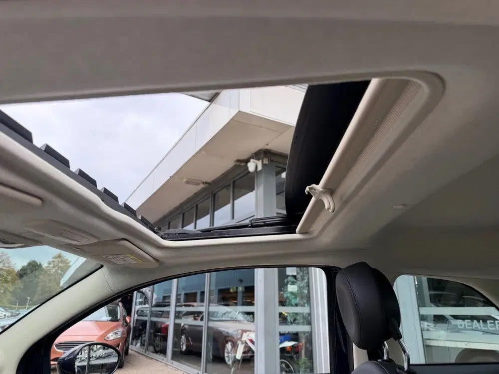 Fiat 500 1.0 HYBRID DOLCEVITA AIRCO PANO NAVI PDC C uit 2021, foto 12