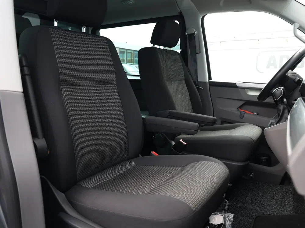 Volkswagen Transporter 2.0 TDI 150 pk DSG DC Bulli uit 2024, foto 9