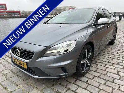 Volvo V40 1.5 T3 Polar+ Sport R design Panodak navi uit 2019