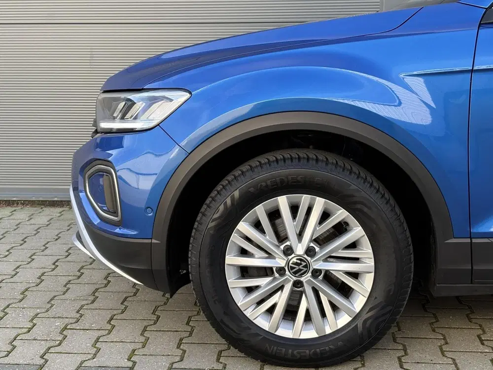 Volkswagen T-Roc 1.0 TSI 110pk Life uit 2023, foto 14