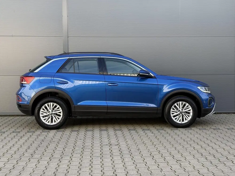 Volkswagen T-Roc 1.0 TSI 110pk Life uit 2023, foto 3