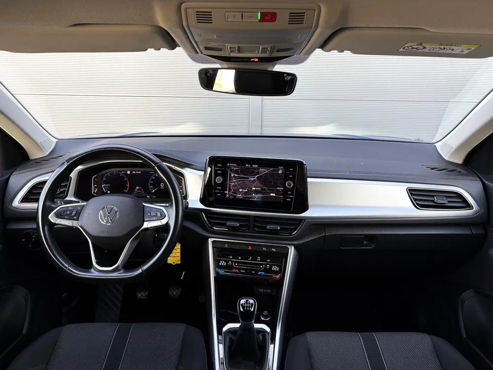Volkswagen T-Roc 1.0 TSI 110pk Life uit 2023, foto 5